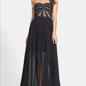 ❤️❤️SOLD❤️❤️Aidan by Aidan Mattox Black  lace